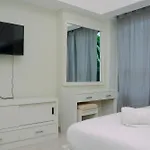 Studio Apartment With Garden View At The Springlake View Summarecon By Travelio