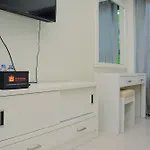 Studio Apartment With Garden View At The Springlake View Summarecon By Travelio
