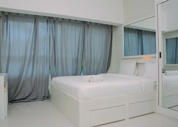 Studio Apartment With Garden View At The Springlake View Summarecon By Travelio